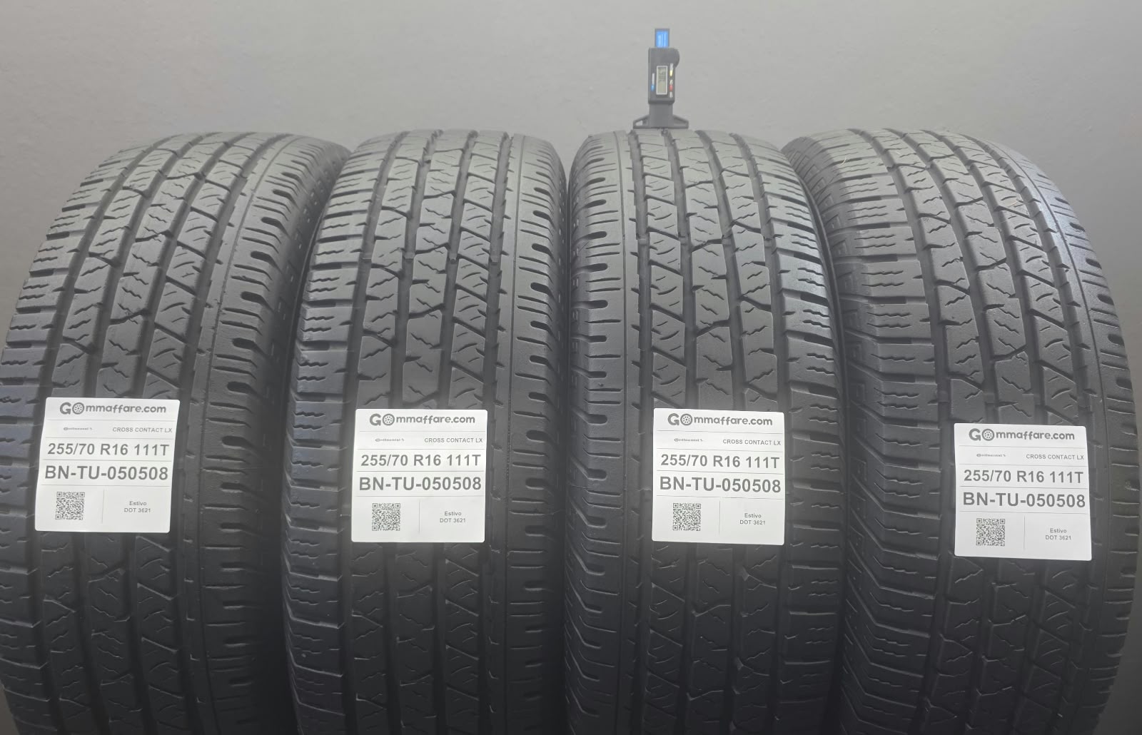 Continental CROSS CONTACT LX